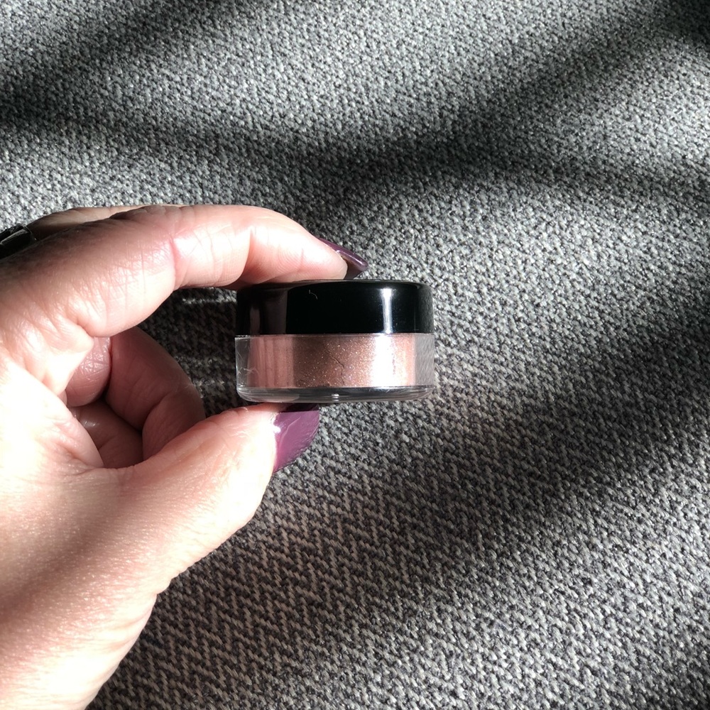 Star powder shadow